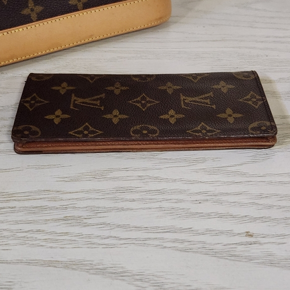 `ღ´-♥.-Authentic Louis Vuitton Long Wallet  `ღ´-♥.- - Picture 11 of 17